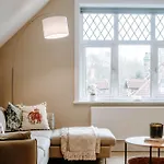 Spring Grove - * Harrogate