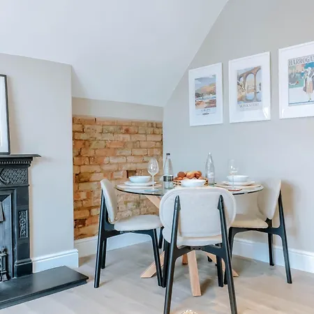 Spring Grove - * Harrogate